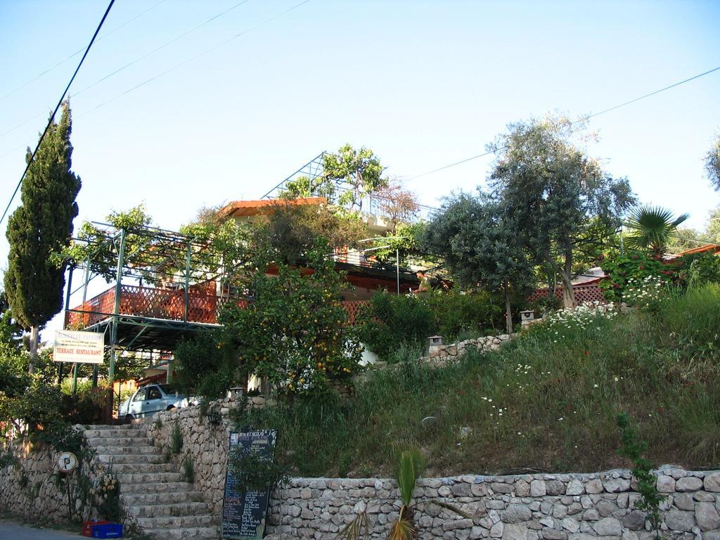 St. Nicholas Pension Патара Екстериор снимка